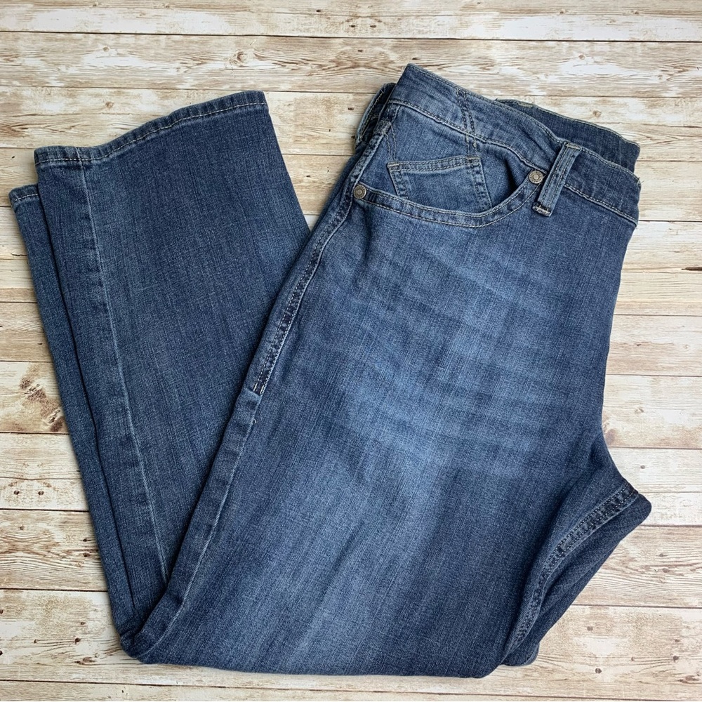 Rock & Republic Mens Straight Leg Jeans Medium Rinse EUC 38 X 30 😍